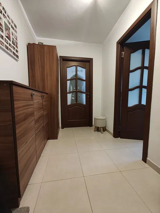 APARTAMENT DE LUX RENOVAT METROU VALEA IALOMITEI BLOC REABILITAT - Poză 3