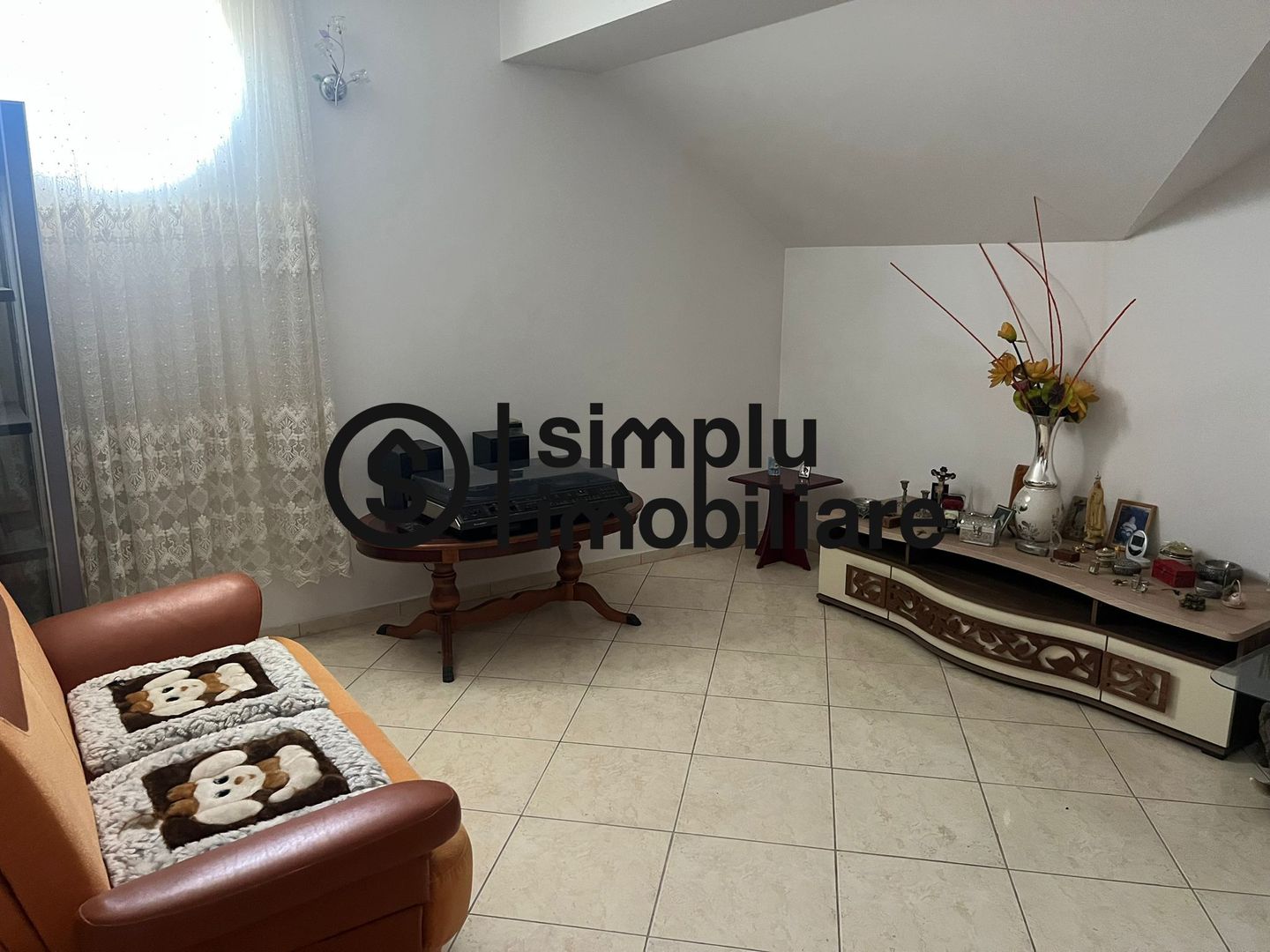 Vila S+P+1+M Lapus, str Paunitei - Poză 79