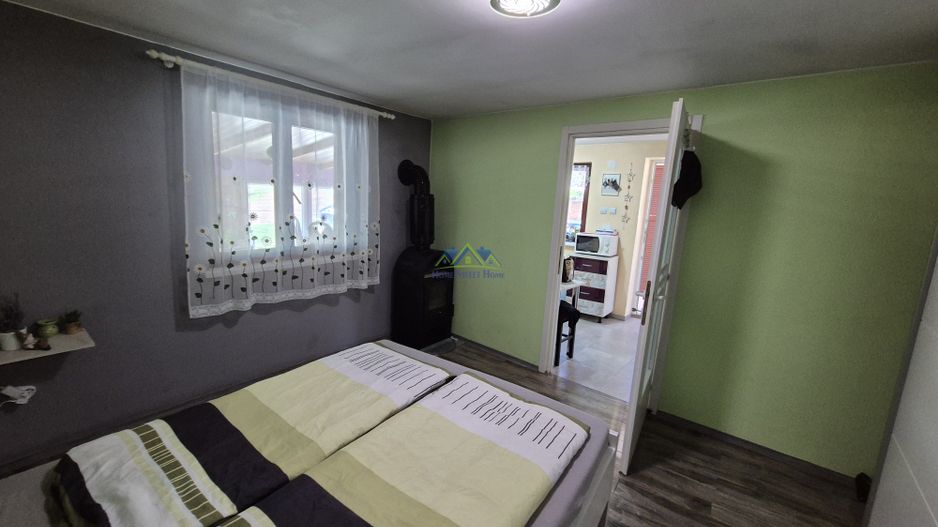 Vand casa 8 camere, 5 bai, 2 garaje, teliucul inferior, teren 1767 mp - Poză 13