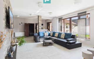 Casă modernă cu 2 corpuri, 5 camere în Pecica - Poză 1