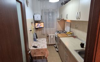 Garsoniera zona Auchan Titan - 1 Decembrie 1918 - Poză 2