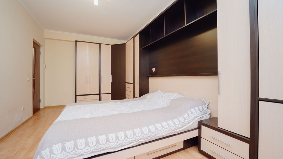Apartament cu 3 camere I Buiucani I Alba Iulia - Poză 7