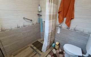 Casă de vânzare în satul Roșia cu vedere panoramică spre Munții Făgăras - Poză 26
