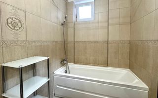 Apartment 2 camere, decomandat,  loc de parcare, Complexul Studențesc - Poză 14