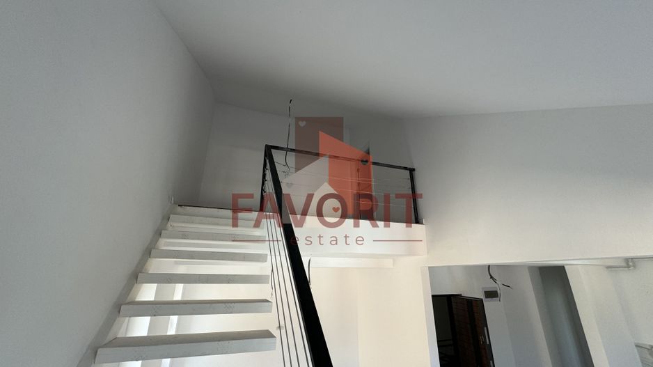 Apartament pe 2 nivele. Aproape de LIDL. Disponibil imediat - Poză 12