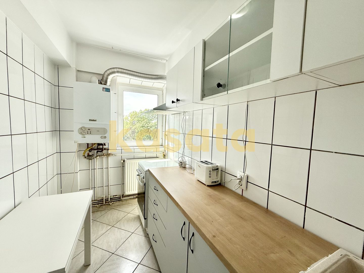 De vanzare apartament cu 2 camere utracentral - 5 minute de Cismigiu - Poză 8