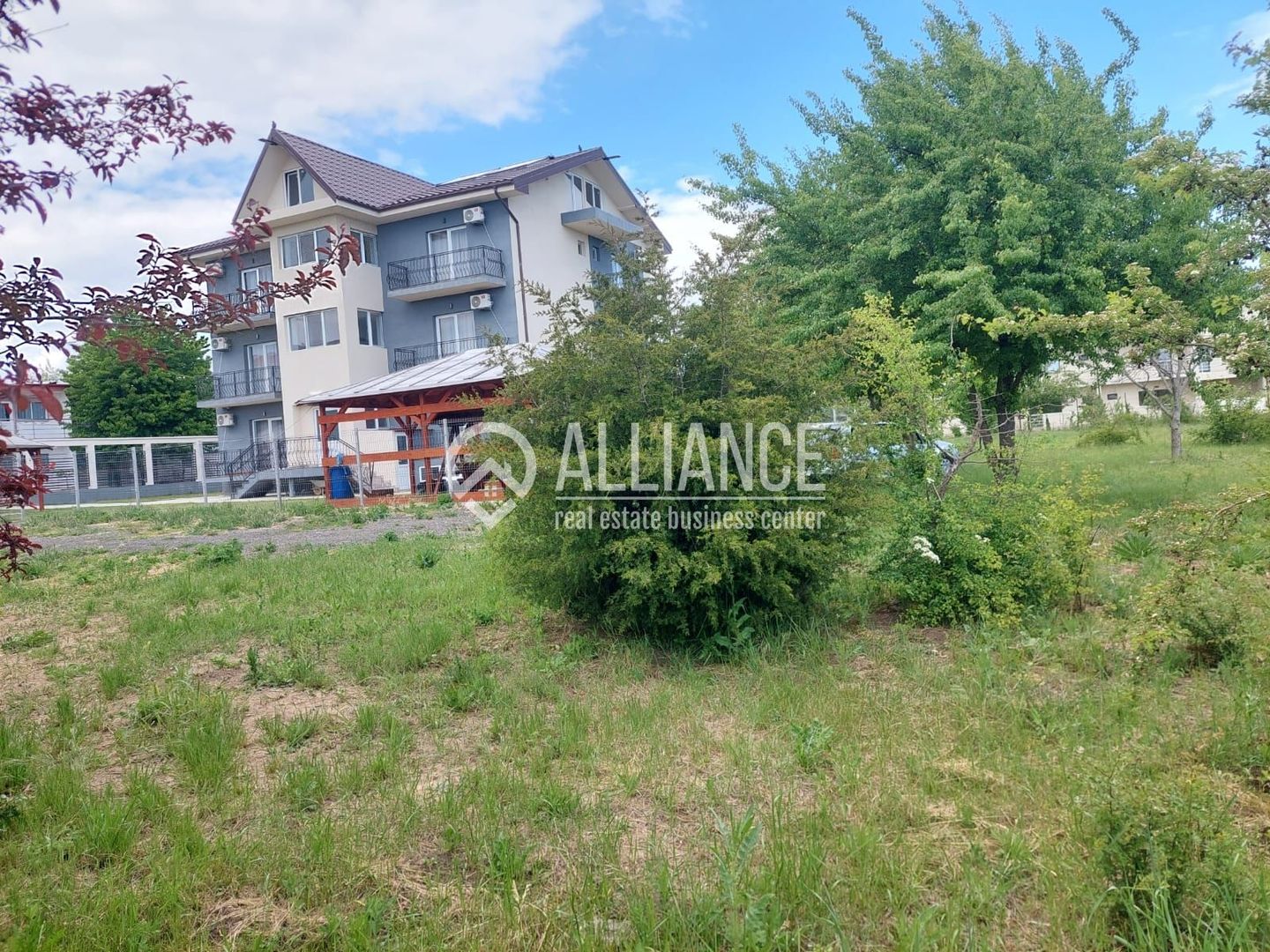 EXCLUSIVITATE - Vilă de vânzare în statiunea Venus ( cod 12 ) - Poză 3