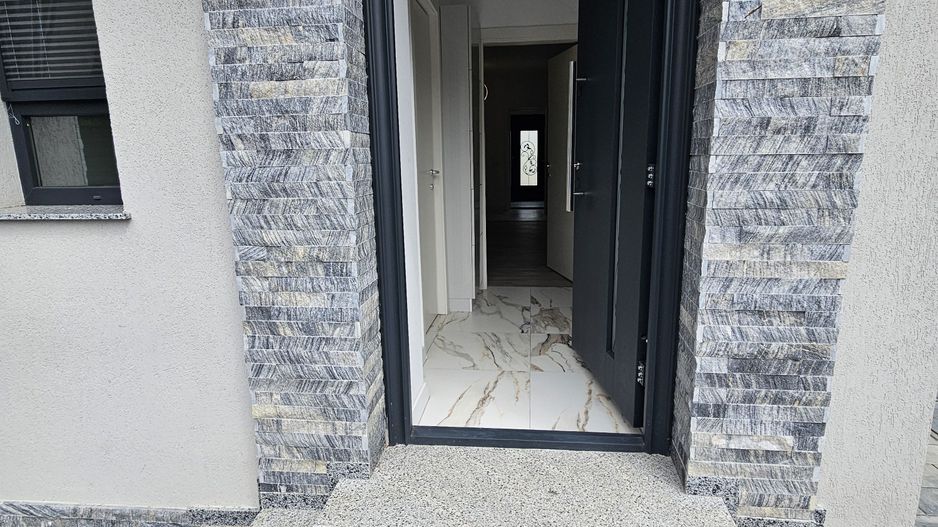 NOU -Casa la cheie sos Chitilei / blvd Laminorului - Poză 20