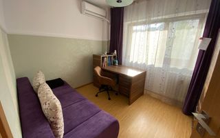 Vand apartament 3 camere  zona Stefan cel Mare - Poză 13