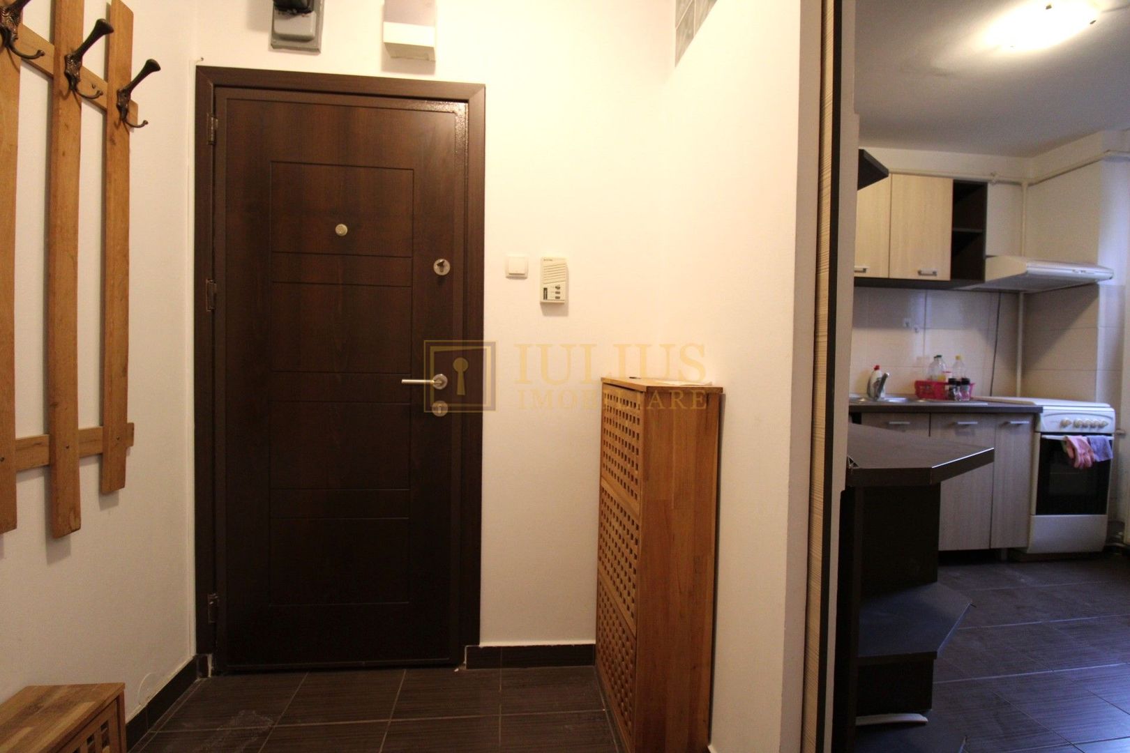 Zona Medicina; str. Bucuresti, centrala proprie. - Poză 17