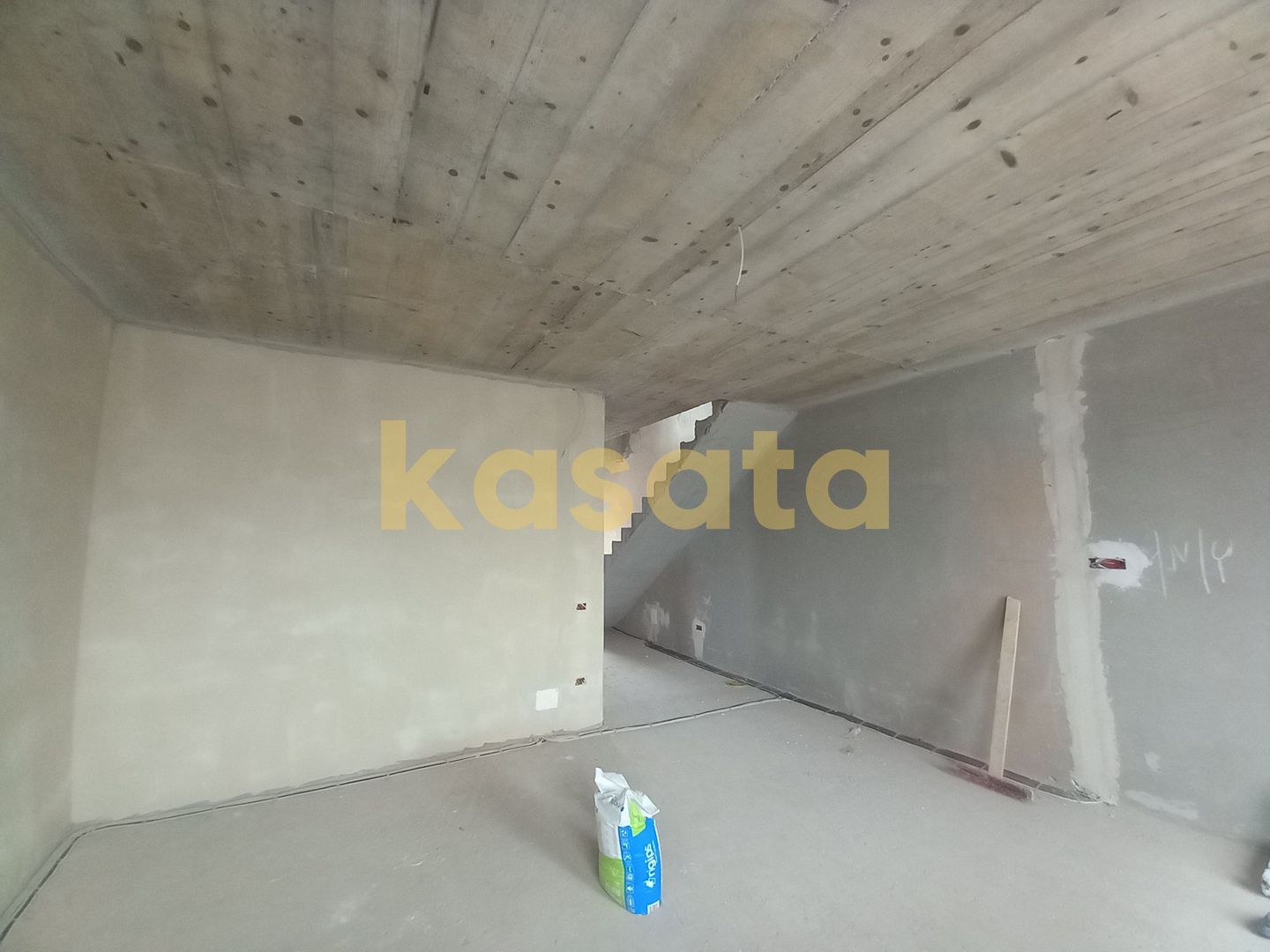 Duplex 4 camere | Bragadiru | curte generoasă, zonă liniștită - Poză 7