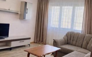 Apartament 3 camere, decomandat și renovat, în Iași - Poză 2
