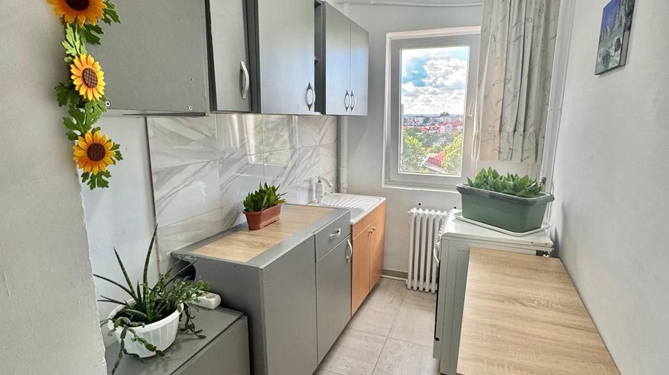 Apartament 2 camere Oinac, etaj 4 - Poză 1