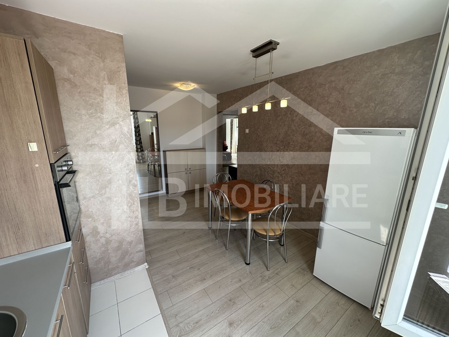 Apartament cu 2 camere, decomandat, 54mp, zona strazii Gloriei - Poză 7