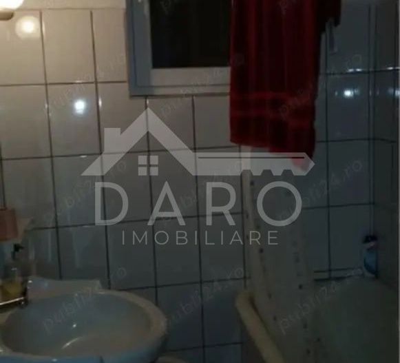 Vand casa in zona Cetatii Tg. Mures - Poză 9
