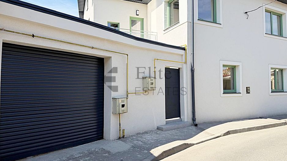 Casa noua singura in curte, ultracentral in Oradea - Poză 1