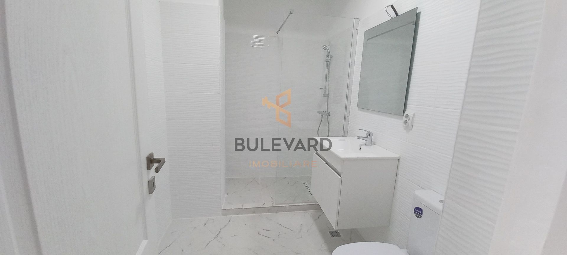 Apartament cu 2 camere, zona Terra! - Poză 5