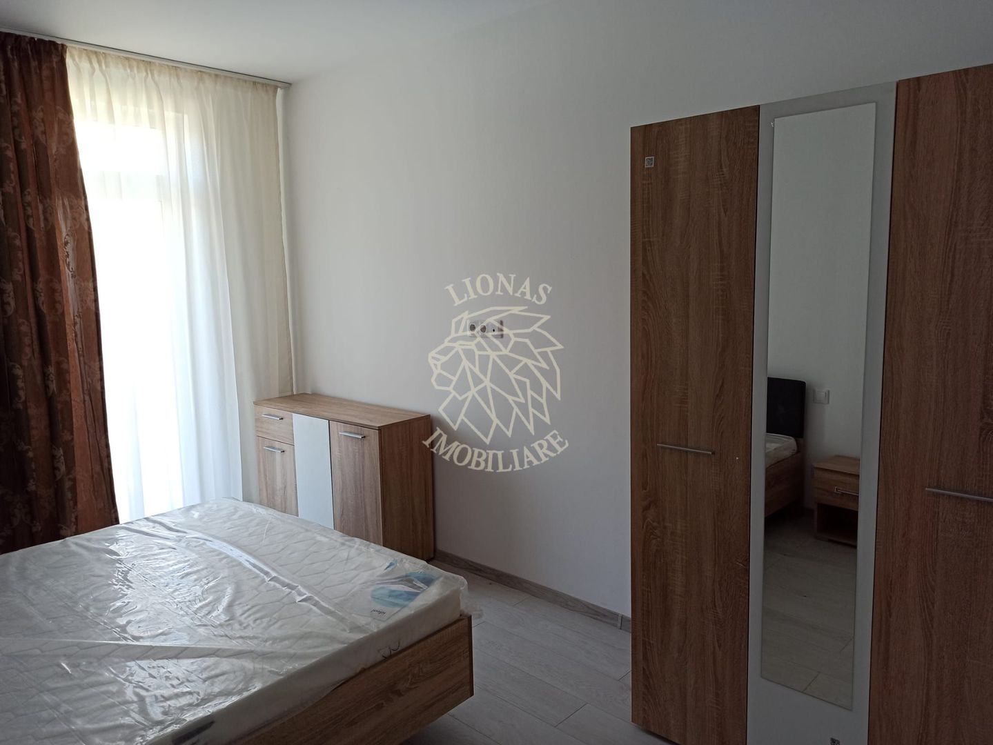 Apartament Nou 3 camere 72 mp+balcon 25 mp-et 1-parcare-C. Moldovei - Poză 4