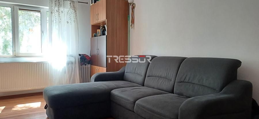 3 camere decomandate de vânzare – Casa de Cultură / Piața Balada - Poză 3