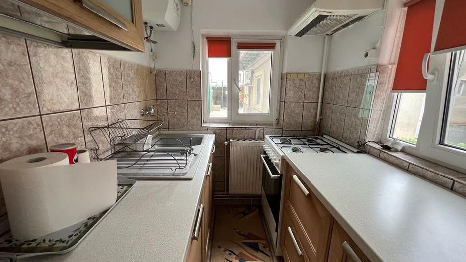 Dacia - Casa  4 camere, mobilată și utilată - Poză 14