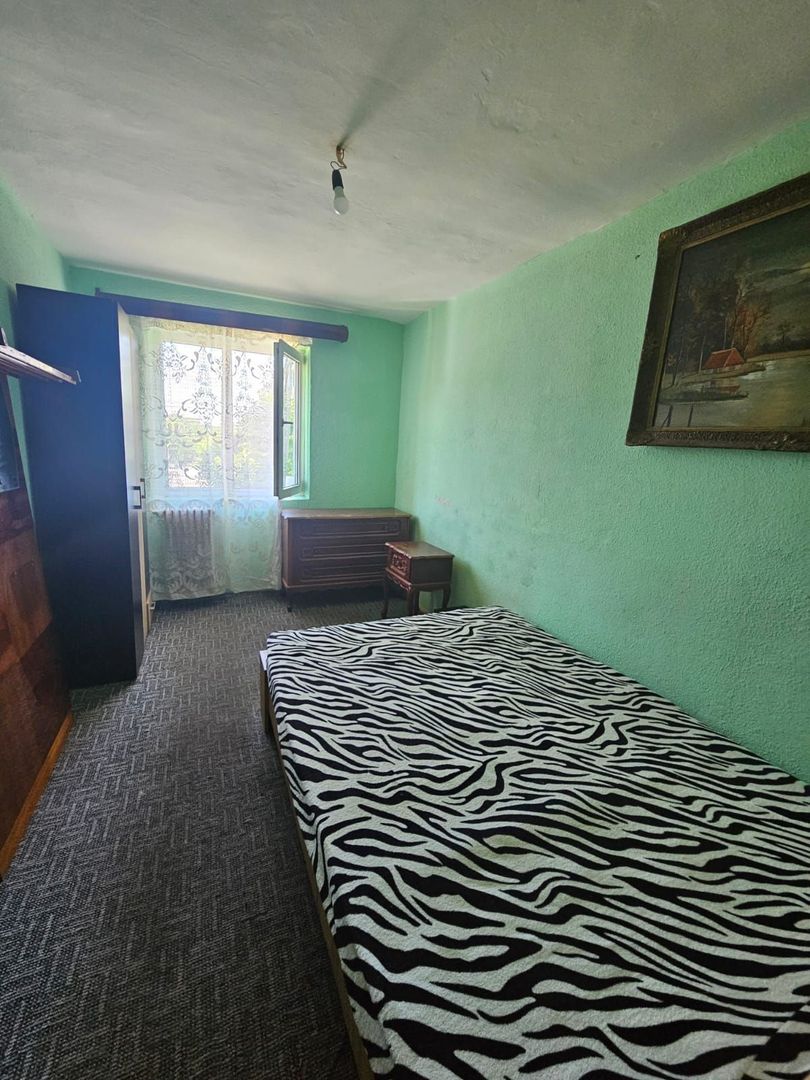 Apartament cu 2 camere, etaj 2, Razboieni - Poză 9