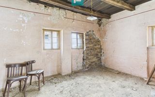 Casă cu 4 camere în Buhani, Dezna - Poză 19