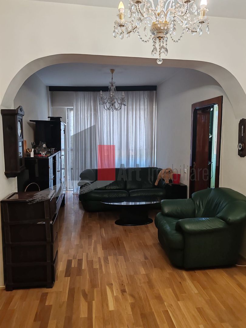 Apartament 4 camere cu centrală - Vasile Lascar - Poză 5