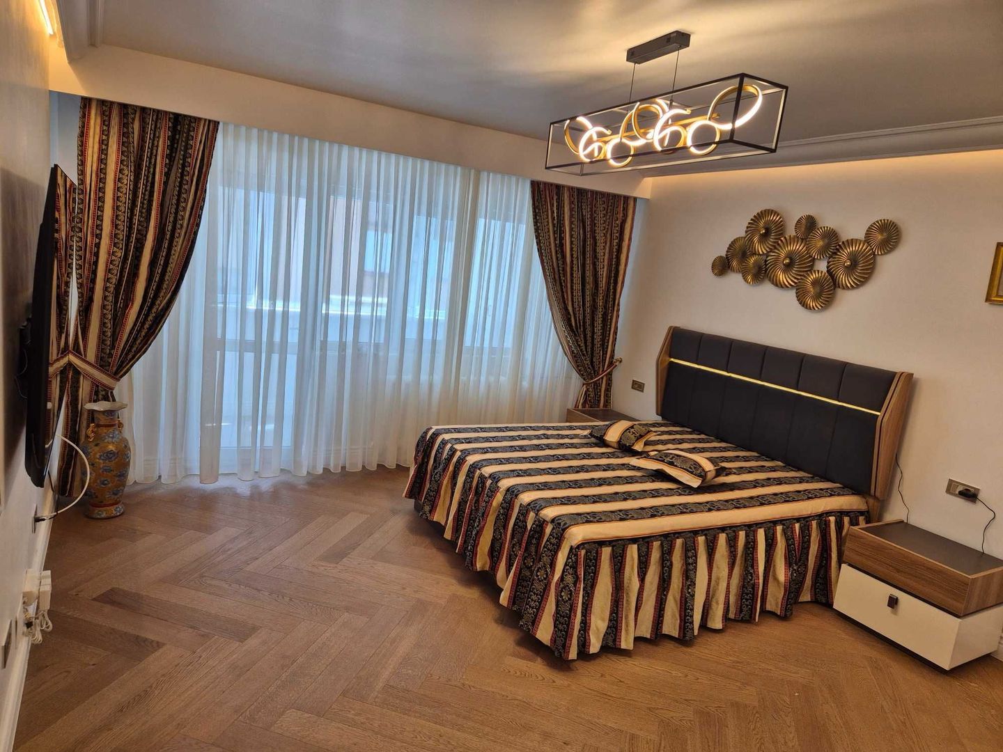 Garsoniera lux 39 mp - zona Virtutii - Poză 2