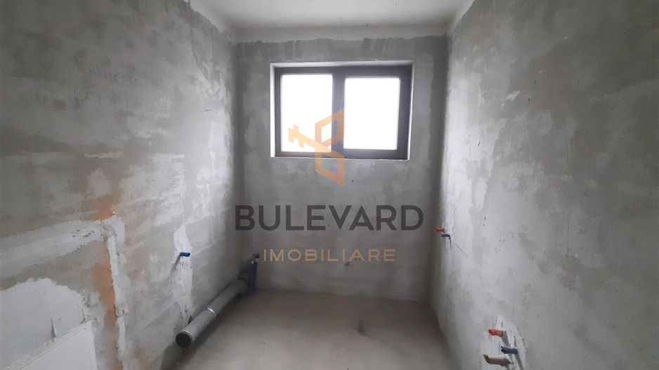 Apartament 4 camere la vila in Gruia! - Poză 9