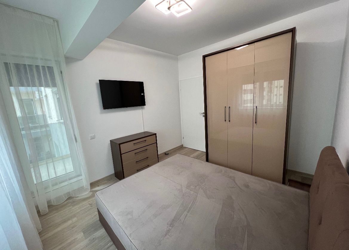 AP. 2 MOBILAT MODERN, LOC PARCARE INCLUS, METROU 7 MINUTE, LIBER - Poză 6