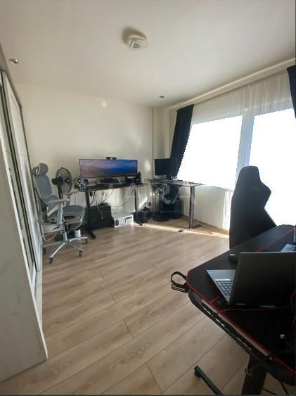 Vand apartament spatios Floresti, Sub Cetate 45D - Poză 8