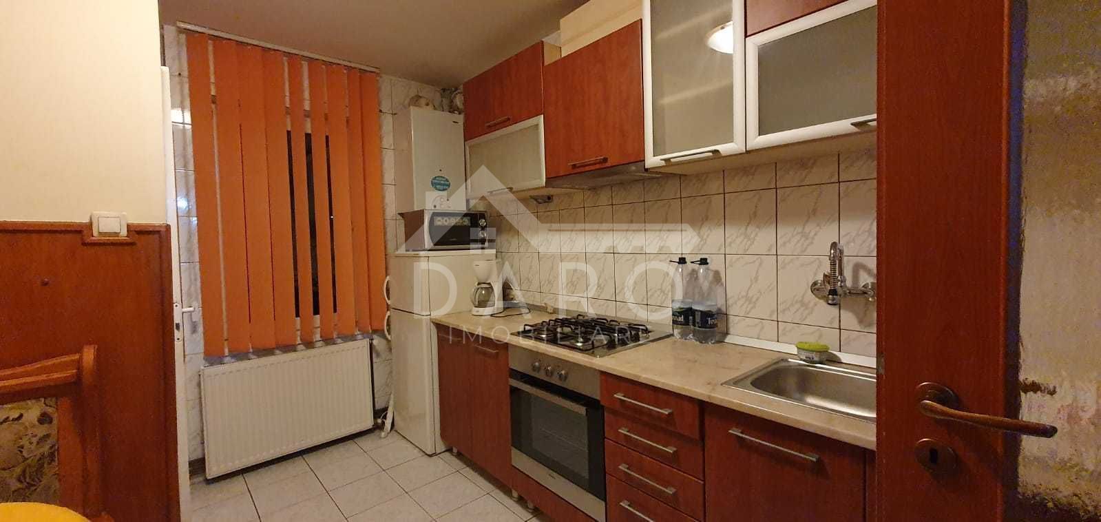 Apartament 3 camere de vanzare ,2 băi –Zona Corina (Tudor) - Poză 8