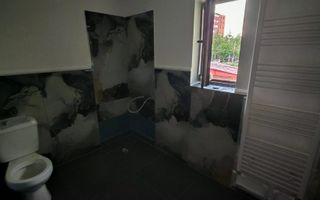 Corp de casa P+M 4 camere , ASTRA - Carpatilor -LIDL- ,curte comuna. - Poză 10