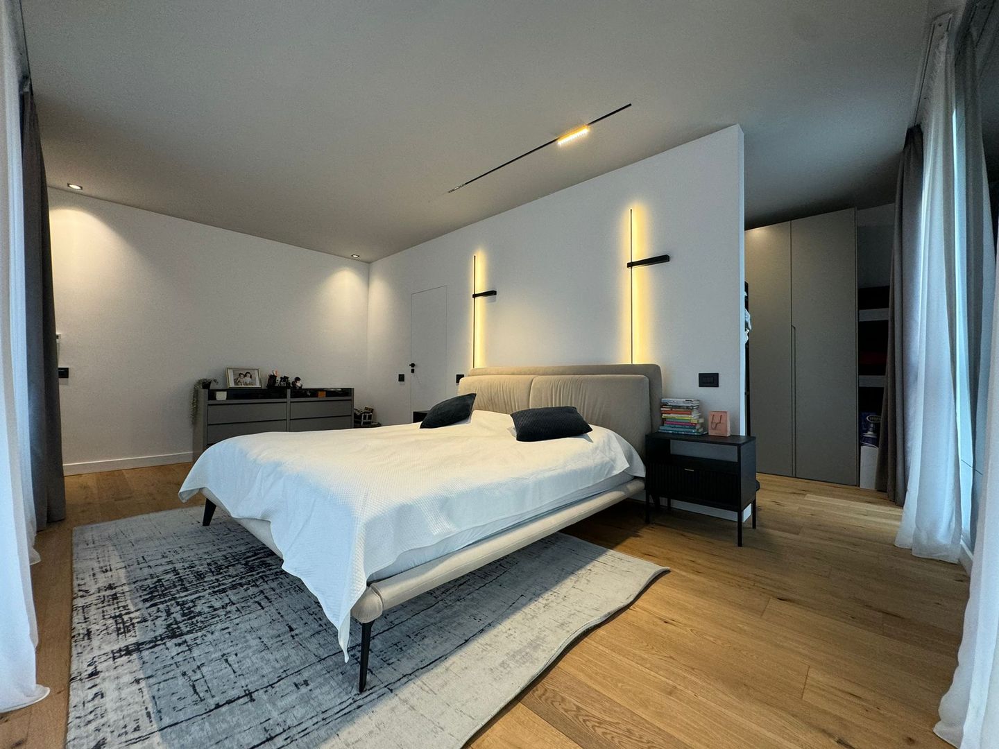 Vila | Casa Presei Libere | Damaroaia - Poză 15