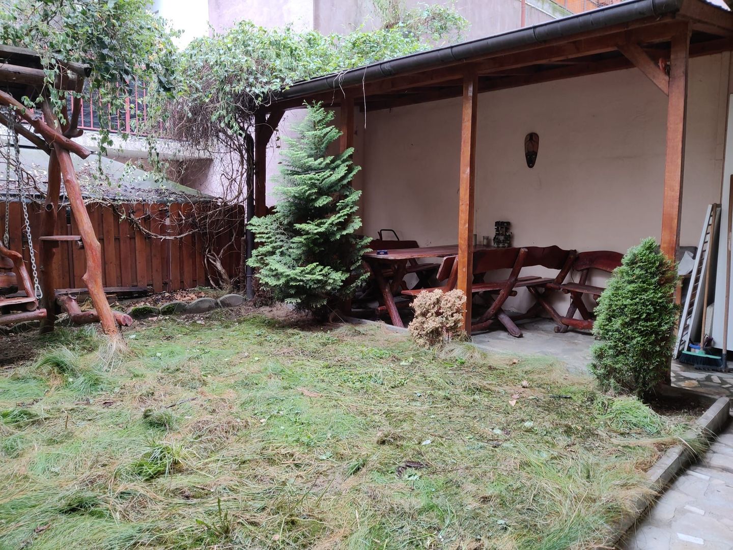 Apartament 3 Camere semidecomandate, Floresti, Str Razoare, Gradina - Poză 4