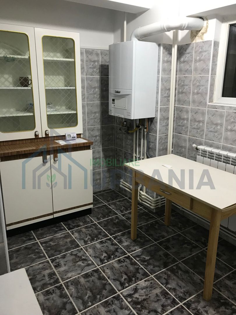 Vând apartament 3 camere - Poză 6
