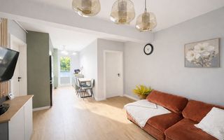 Vânzare Apartament modern cu 3 camere- zona Frunzișului- Parcare. - Poză 1