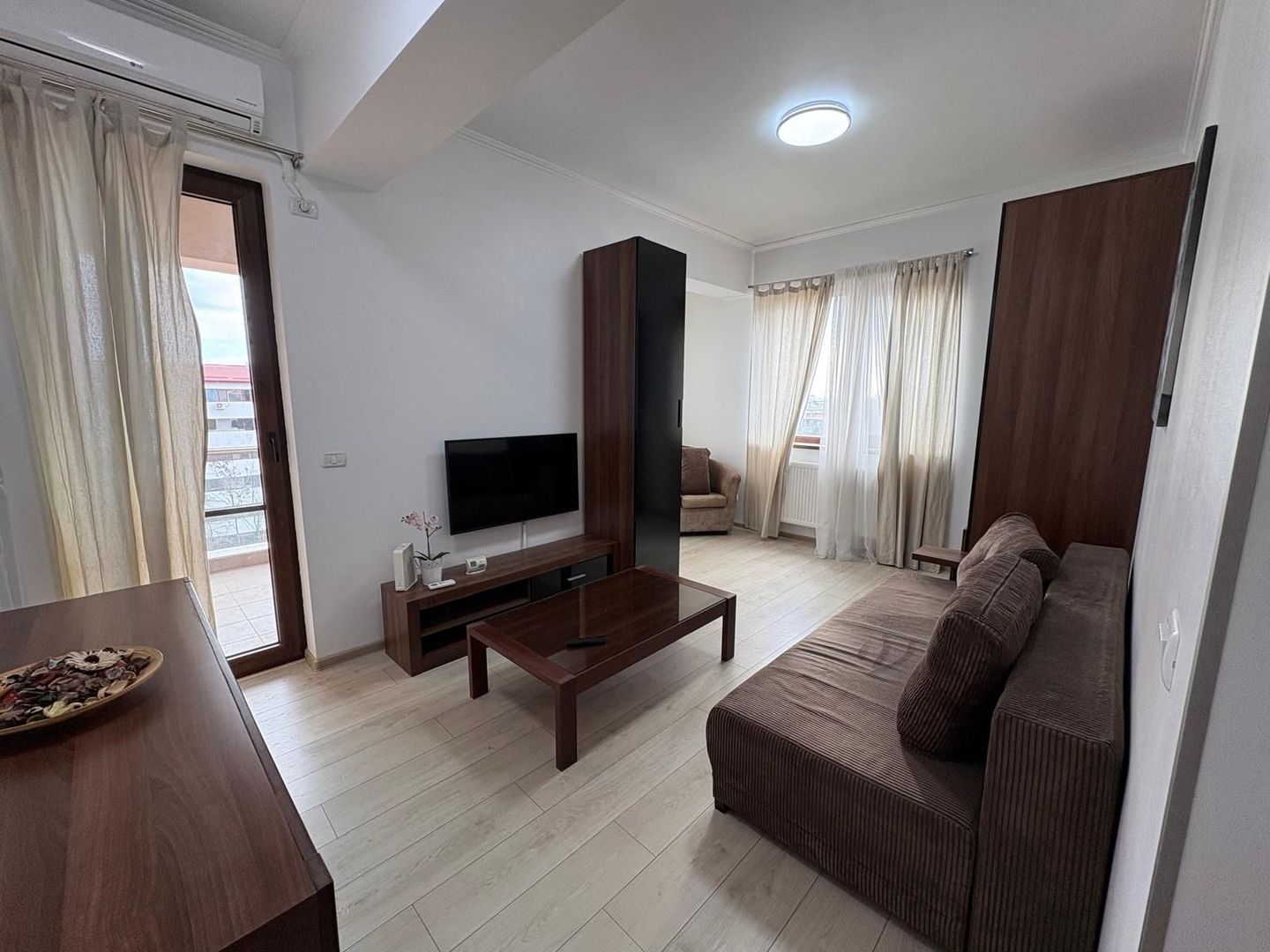 GARSONIERA GAMA RESIDENCE, LOC PARCARE, BLOC NOU, CENTRALA, MODERN - Poză 1