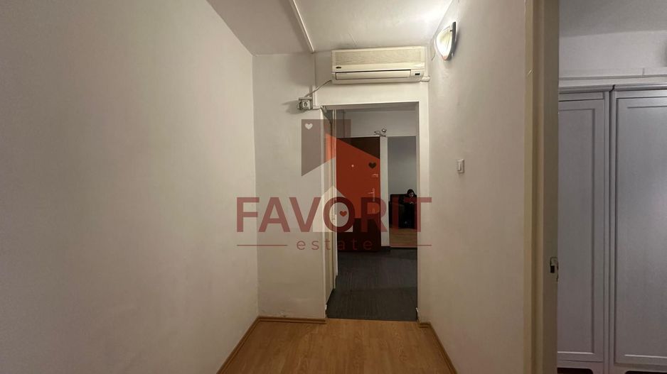 3 camere | zona excelenta | izolat interior | etaj intermediar | - Poză 9