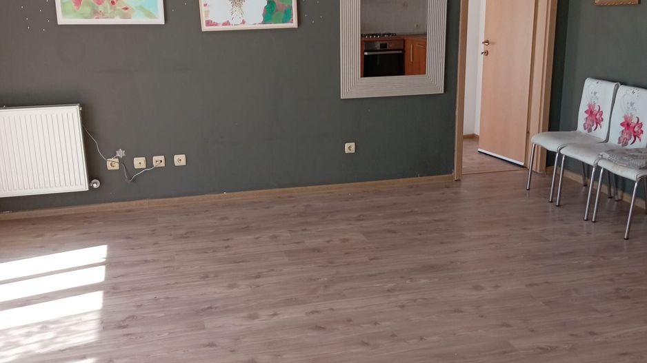Vanzare apartament 2 camere, 80mp, 2 bai, in Edenia Titan - Poză 1