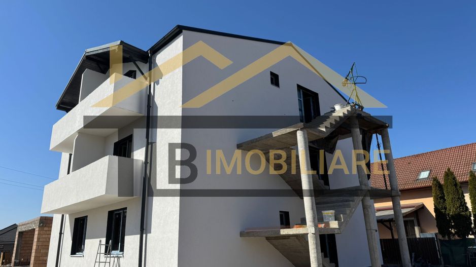 Apartament cu 2 camere, parcare, 50mp, Zona Sangeorgiu de Mures - Poză 1