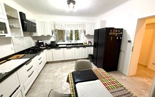 Vila în stil American - Total independentă energetic, garaj + terasă! - Poză 10