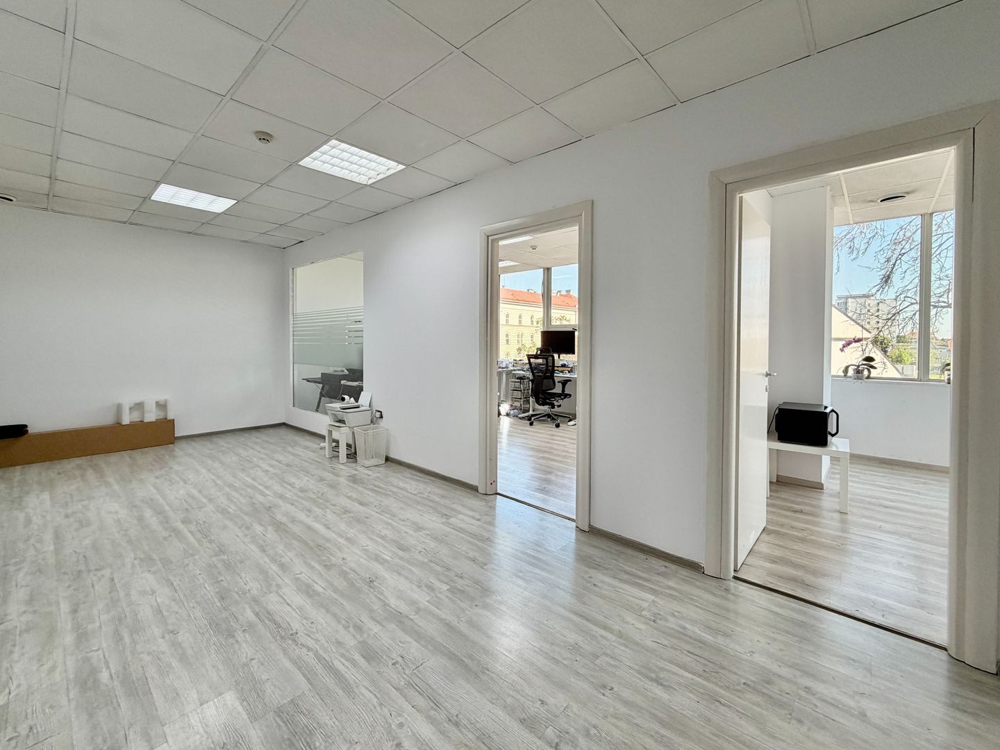 Birou de închiriat – flexibil și adaptabil nevoilor tale - Poză 5