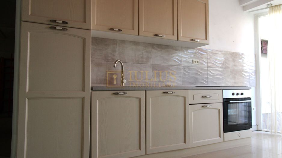 Casă individuală – Dumbrăvița, mobilata si utilata, spatii generoase. - Poză 5