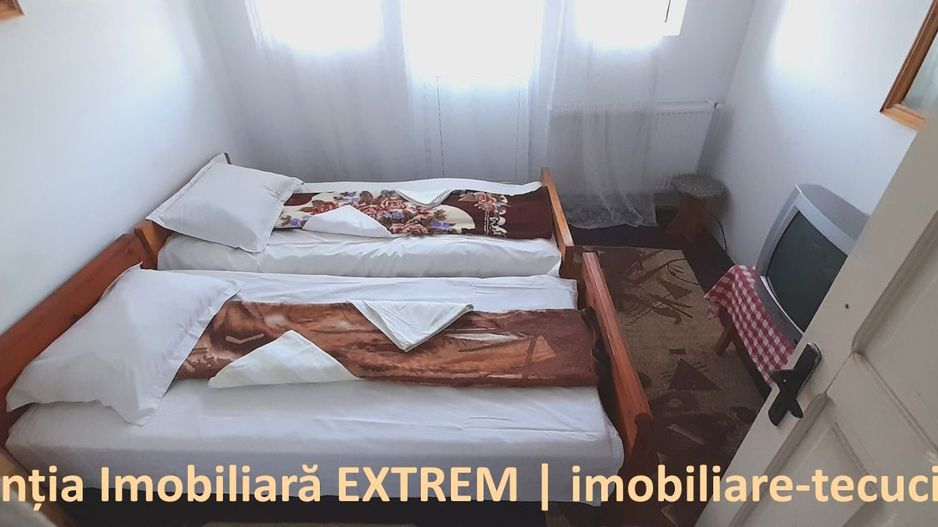 Pensiune, restaurant, bar, iaz, păstrăvărie, în Gidigeni, jud. Galaţi - Poză 8