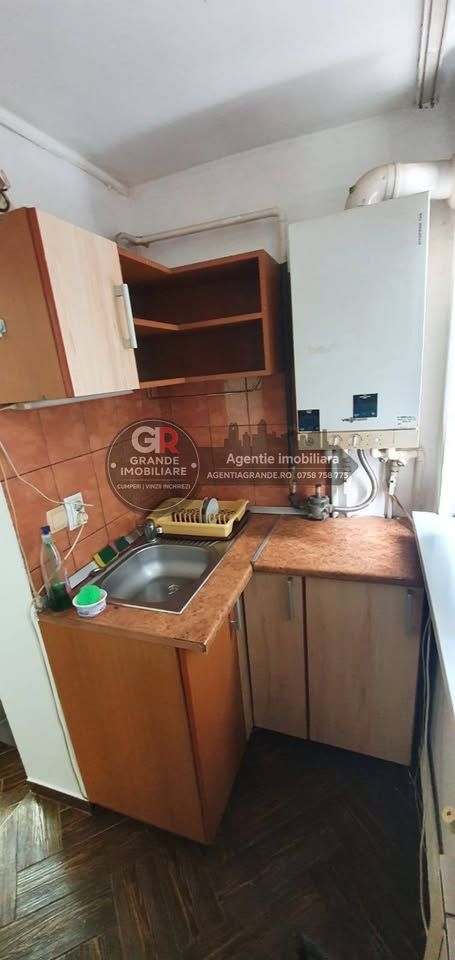 Str. Podgoriilor Garsoniera 40 mp parter - de inchiriat - Poză 4