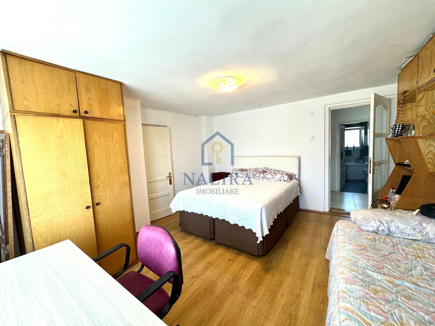 Casa de caramida de vanzare Surdesti cu teren intravilan 5000mp - Poză 11