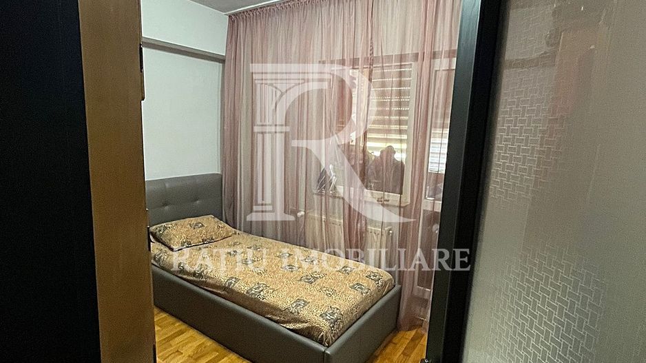 Apartament cu 4 camere | Bd. Stefan cel Mare | Rogerius | Oradea - Poză 11