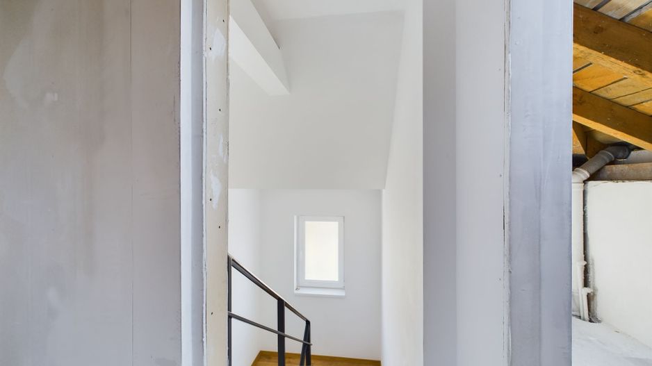 Duplex elegant cu 3 dormitoare în Ghiroda - Poză 14