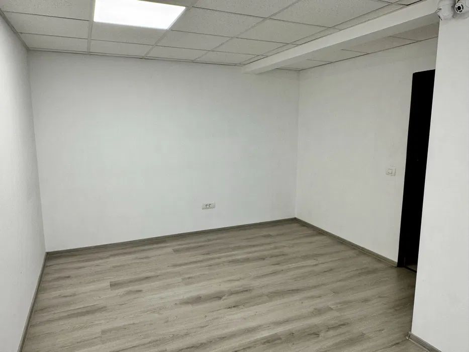 Spațiu de închiriat unical În Ghencea - Poză 5